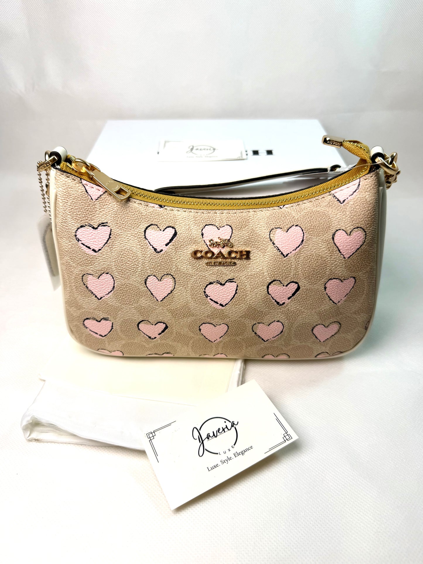 Teri Shoulder Bag With Heart Prints
