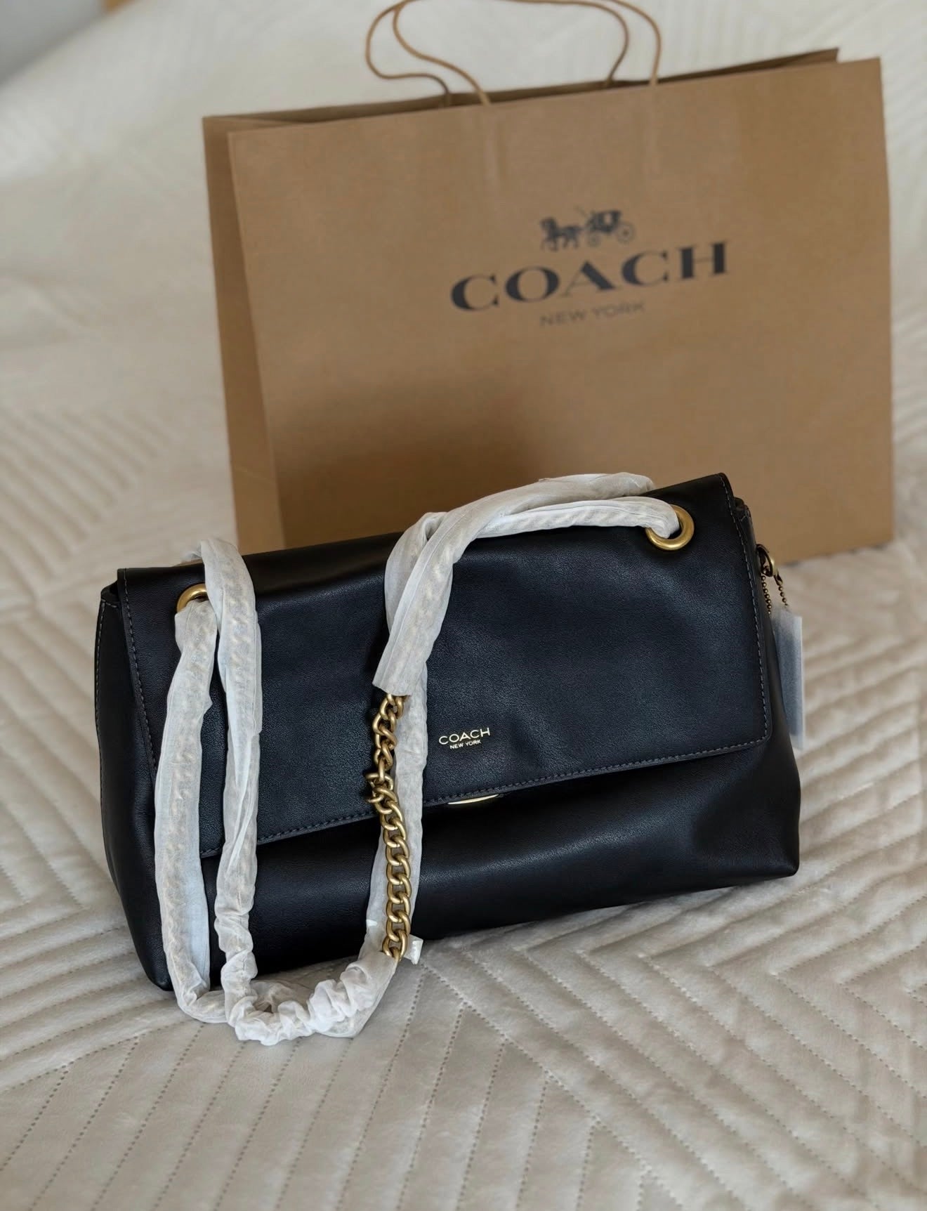 Coach Chelsea 30 Shoulder Bag with Chain | Black