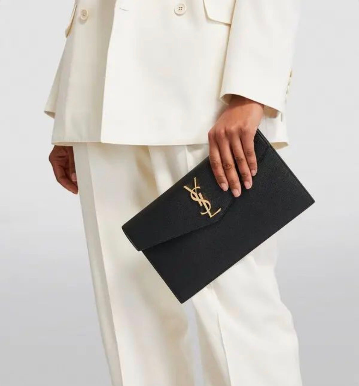 YSL Uptown Pouch in Genuine leather - Black
