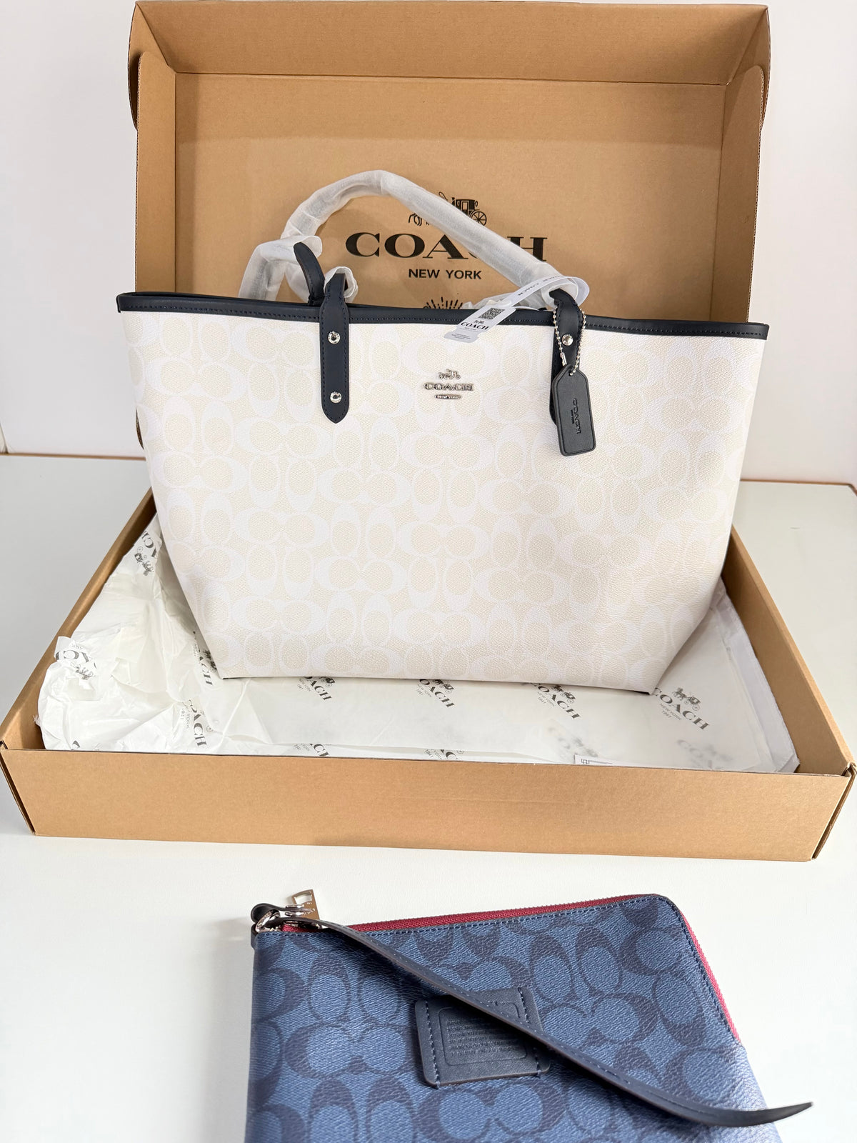 Coach City Tote Signature Canvas Bag - White