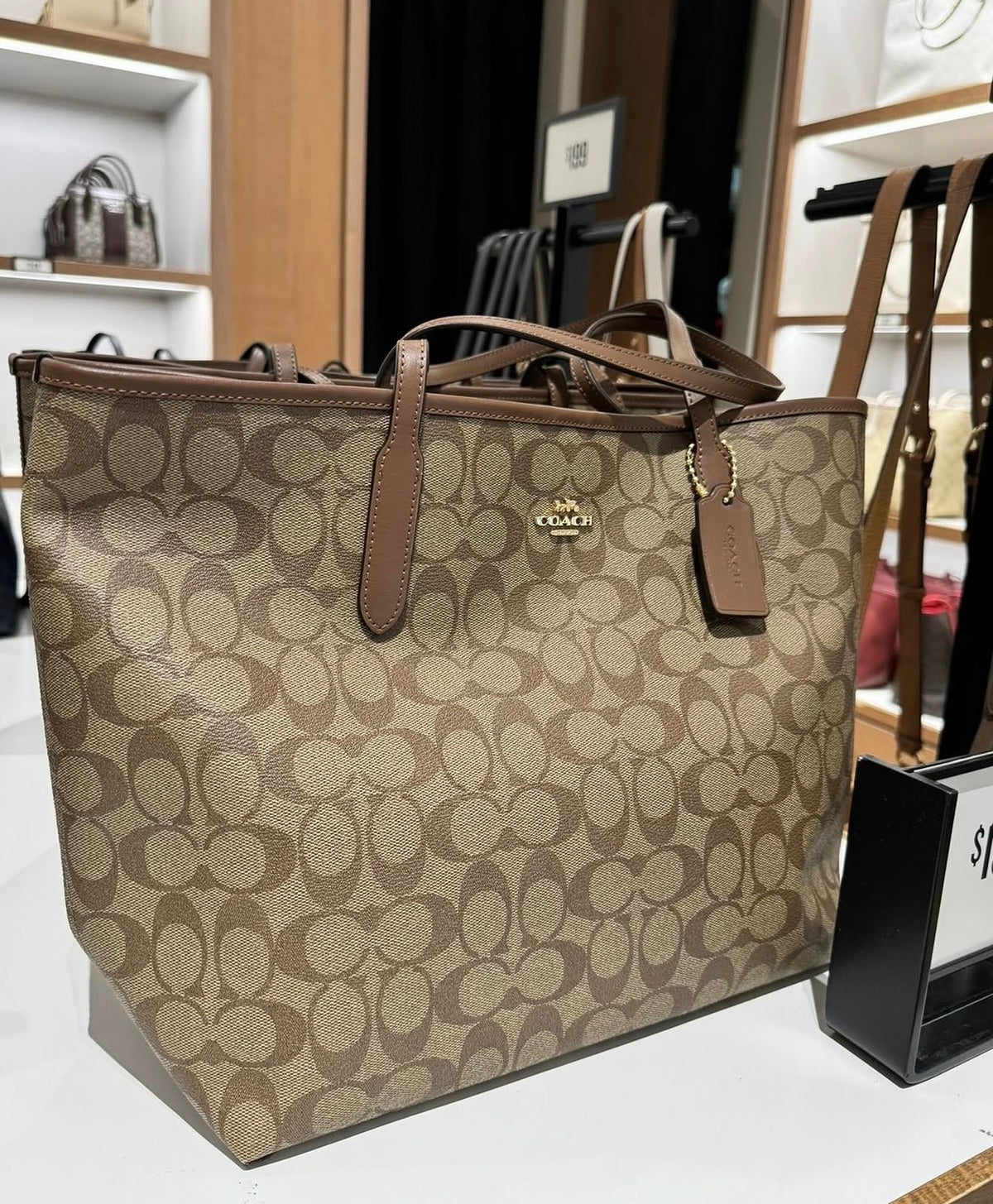 Coach City Tote Signature Canvas - Brown