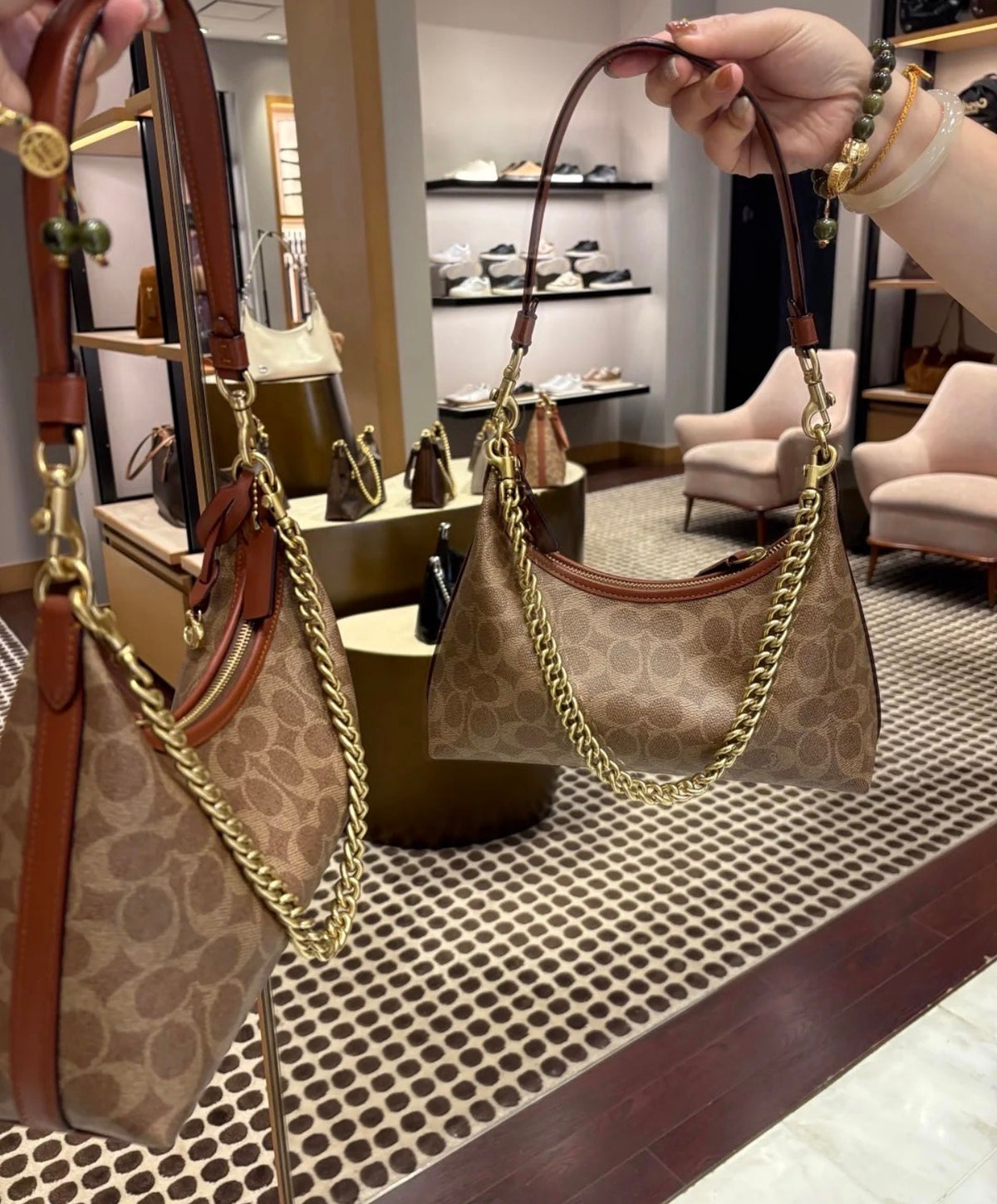 Coach Juliet Shoulder Bag 25 Signature Canvas Brown