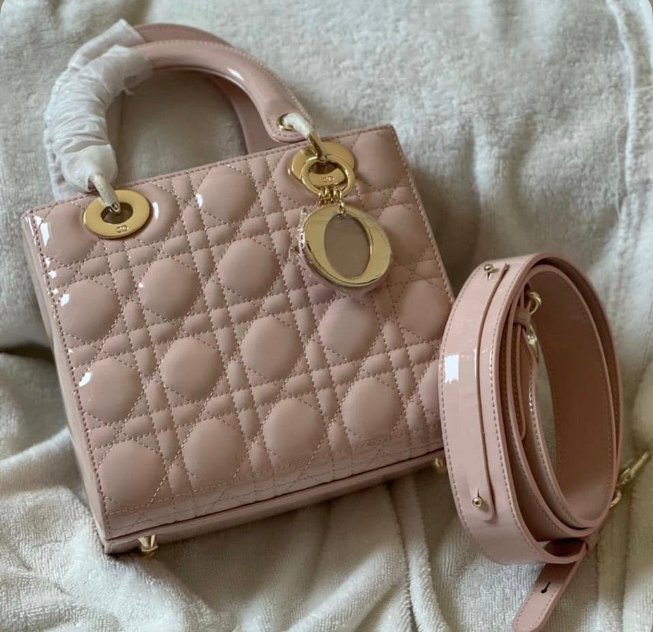 Lady Dior Medium Bag Gloss Nude