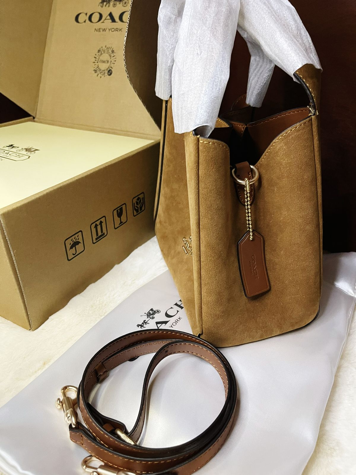 COACH HADLEY HOBO 21 - BROWN SUEDE LEATHER