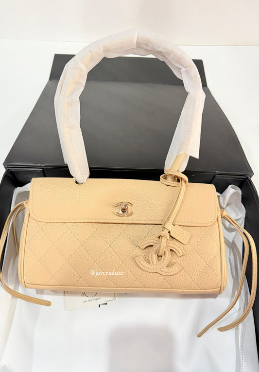 Chanel Vintage Cerf Small Tote 2026 Collection - Beige