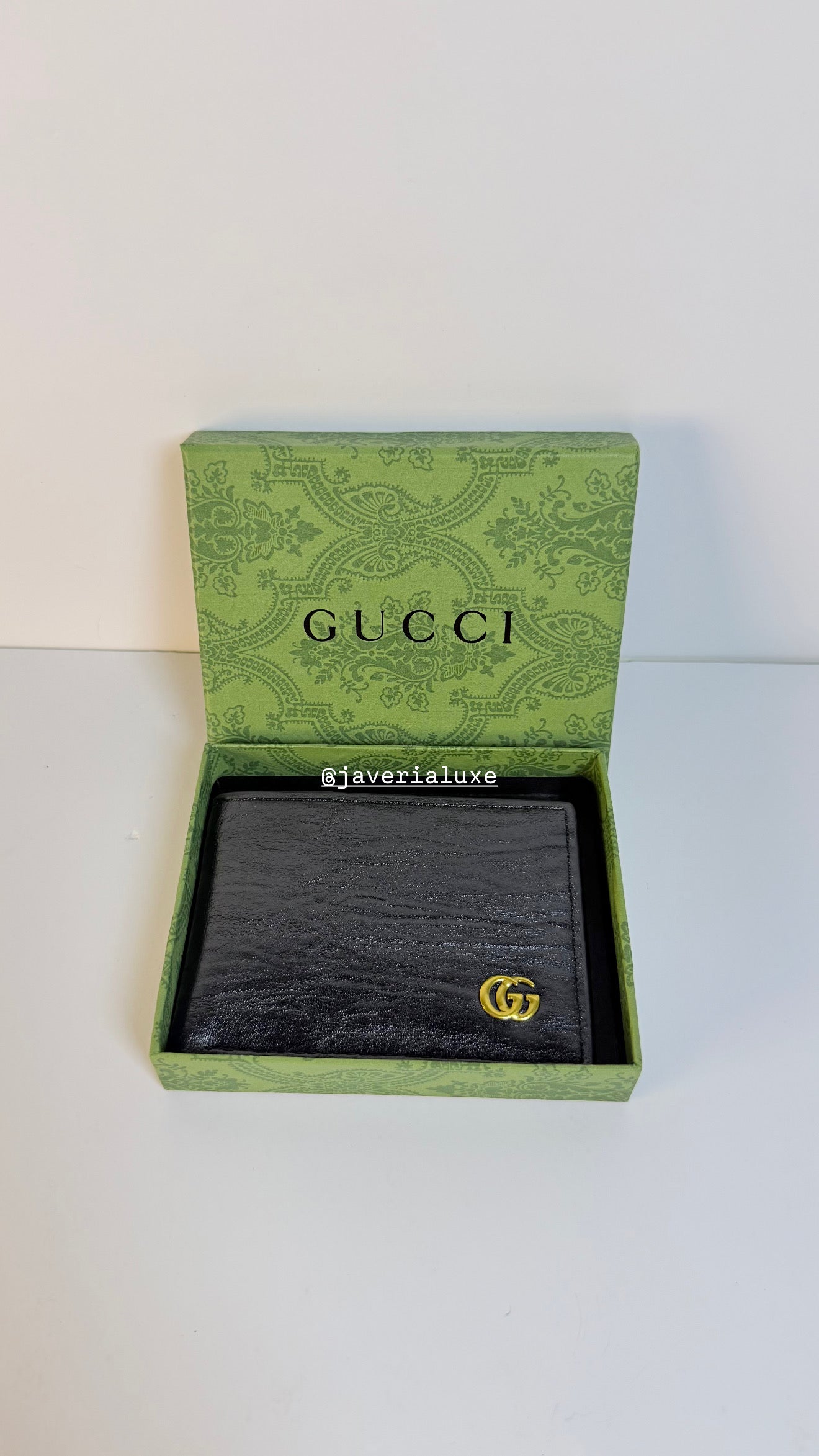 Gucci Men’s Wallet - Black