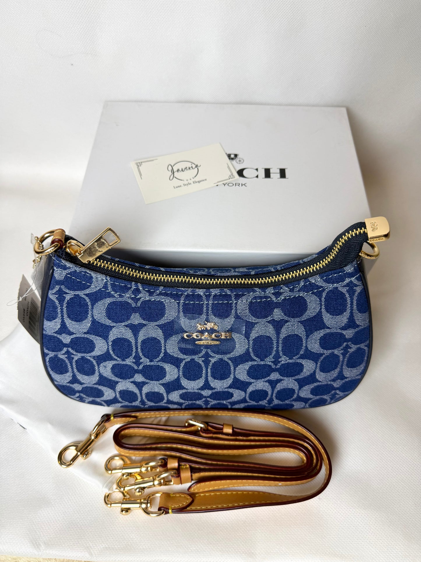 Teri Shoulder Bag In Signature Denim