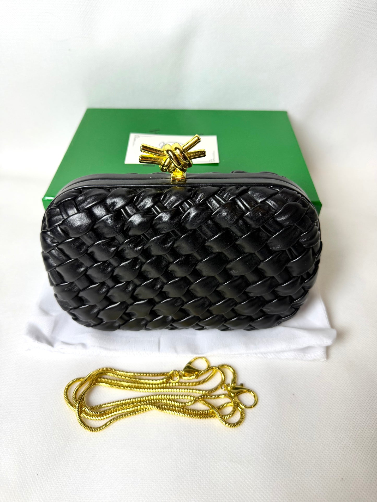 BV knot clutch - Black