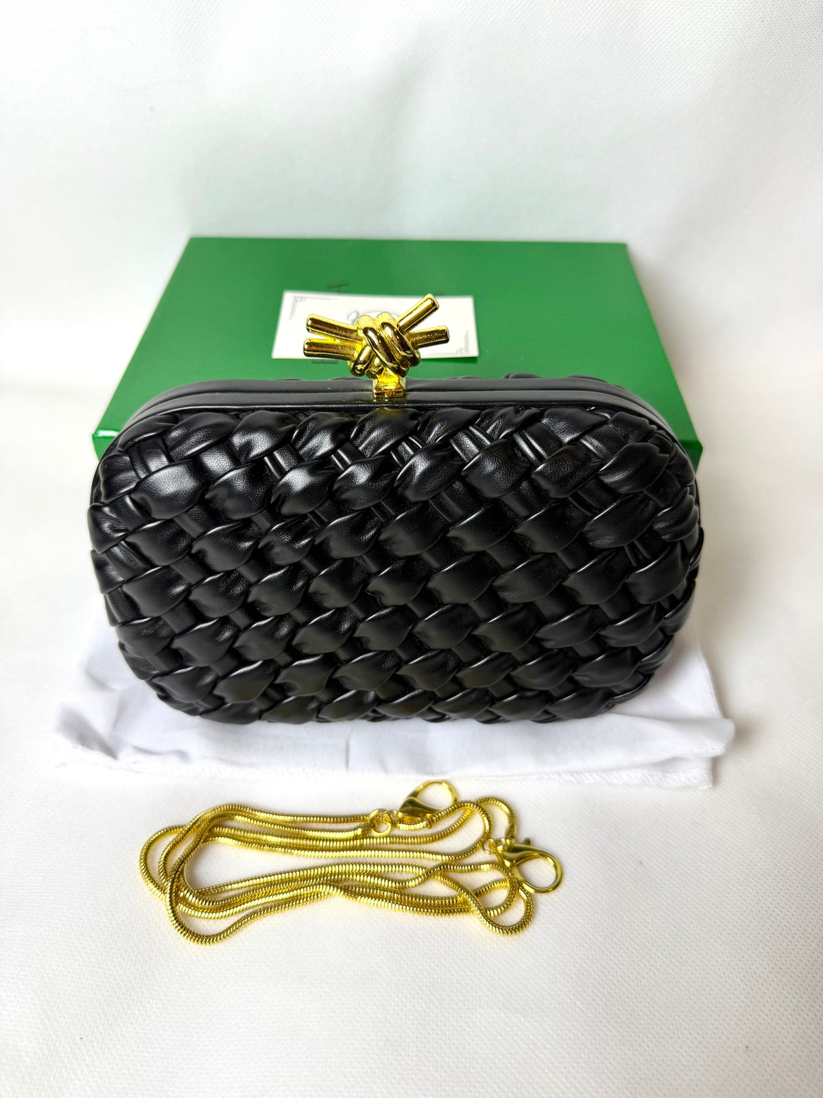 BV knot clutch - Black