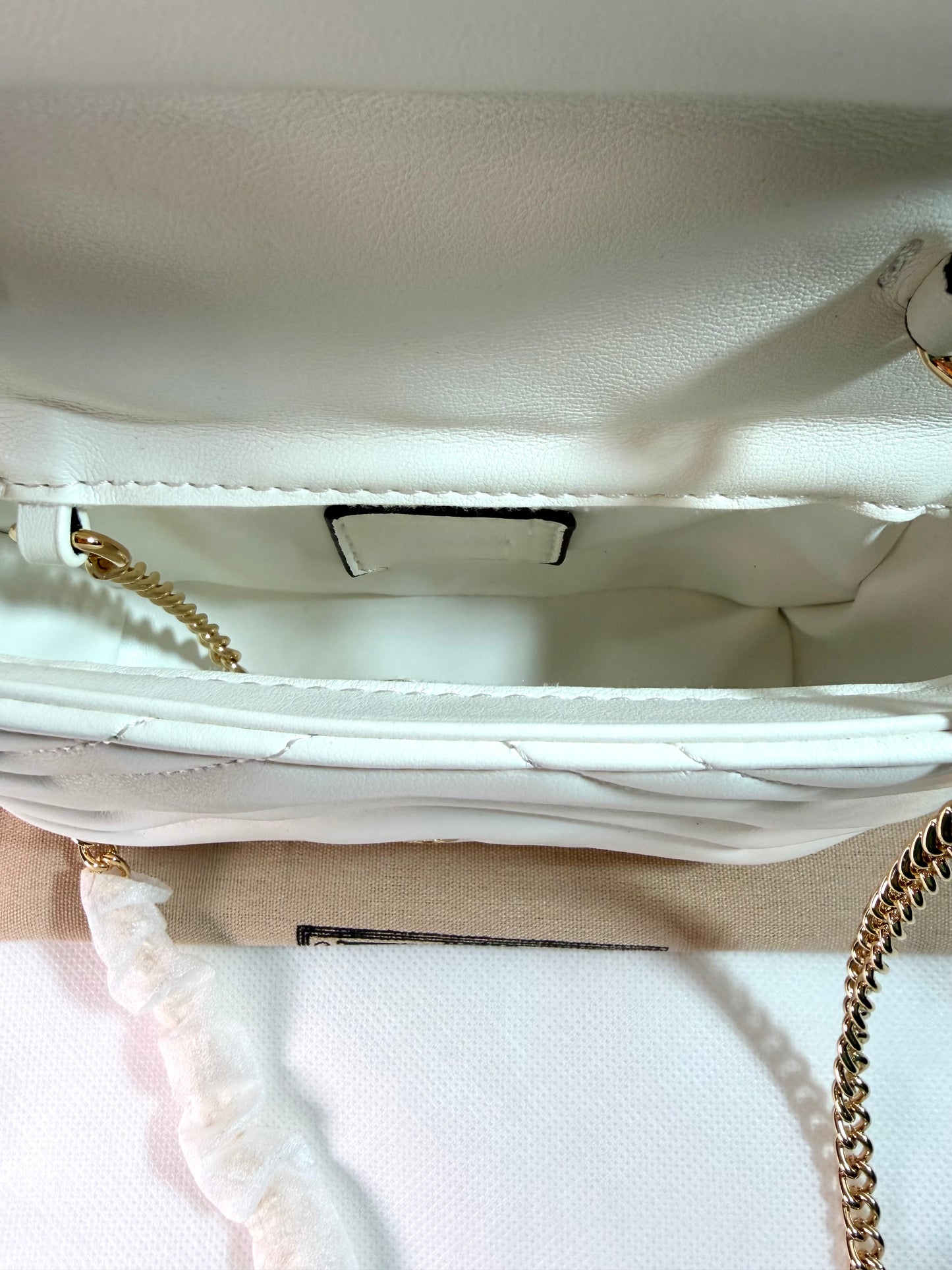 GG Marmont mini shoulder bag- White