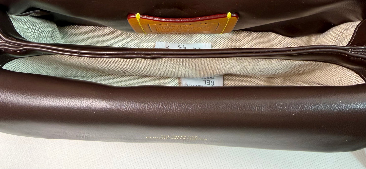 Tabby 20 Shoulder Bag With Pillow Quilting - MAPLE