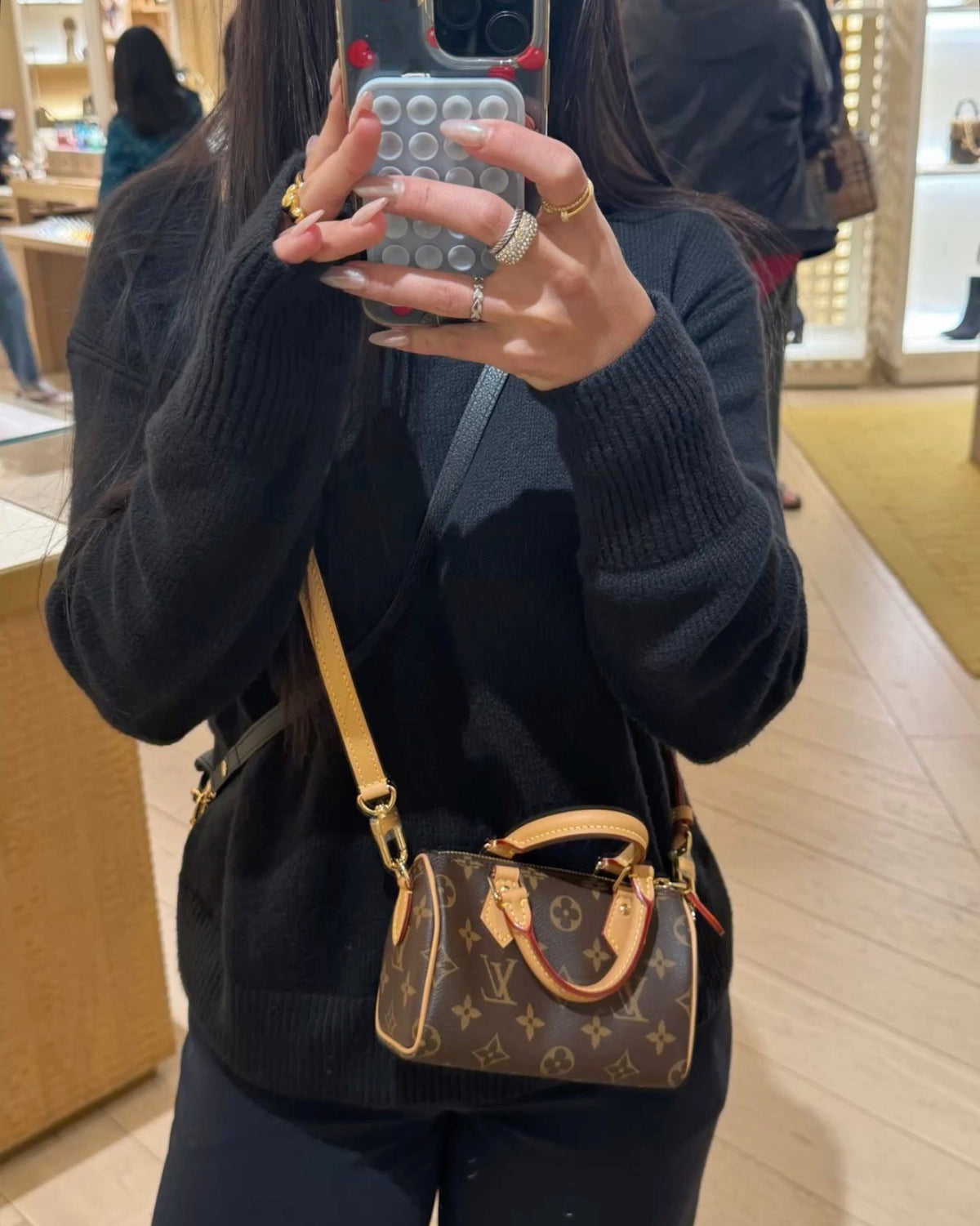Louis Vuitton Nano Speedy Bag - Genuine leather 💯