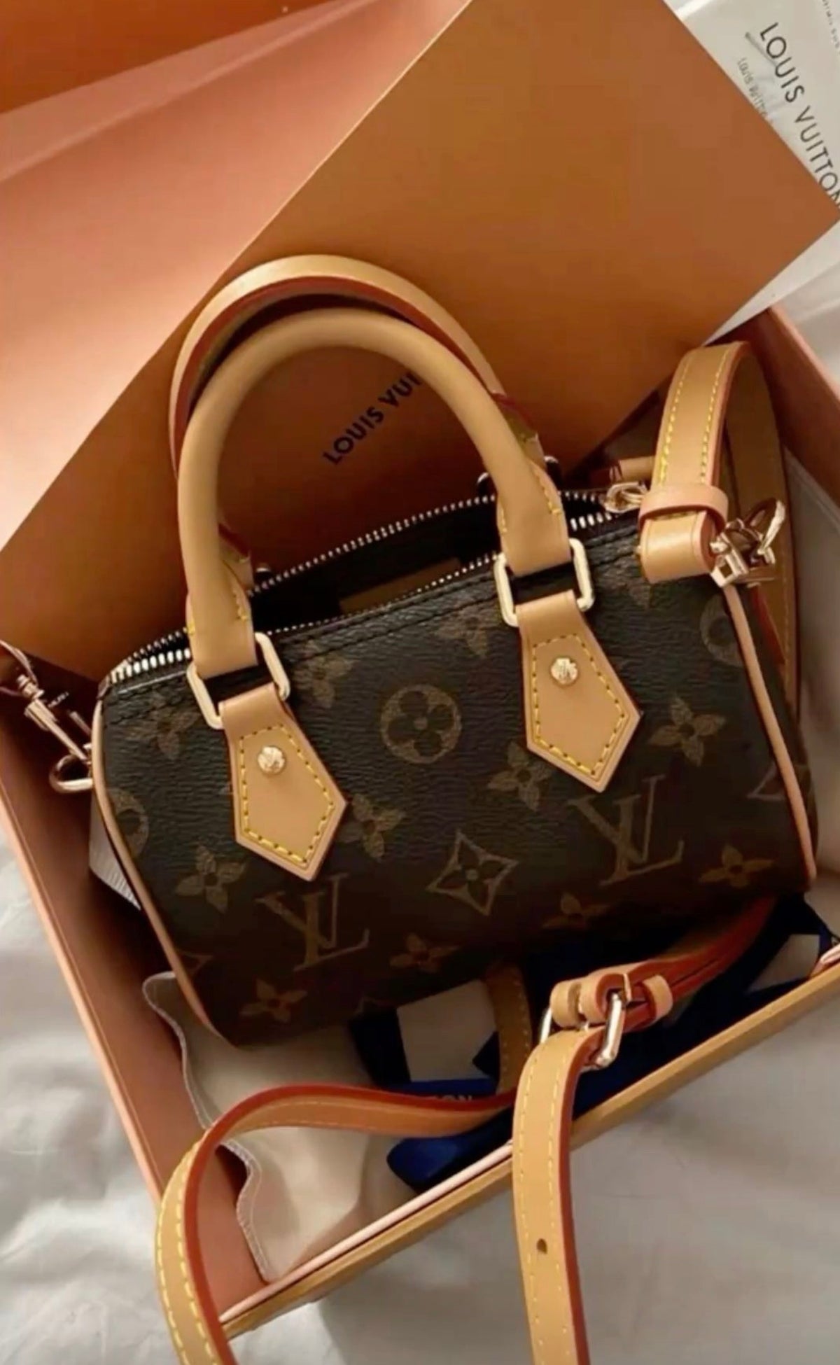 Louis Vuitton Nano Speedy Bag - Genuine leather 💯