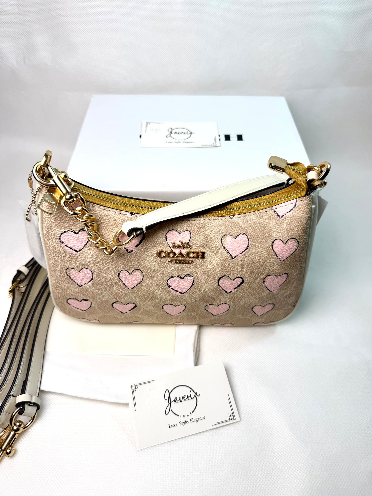 Teri Shoulder Bag With Heart Prints