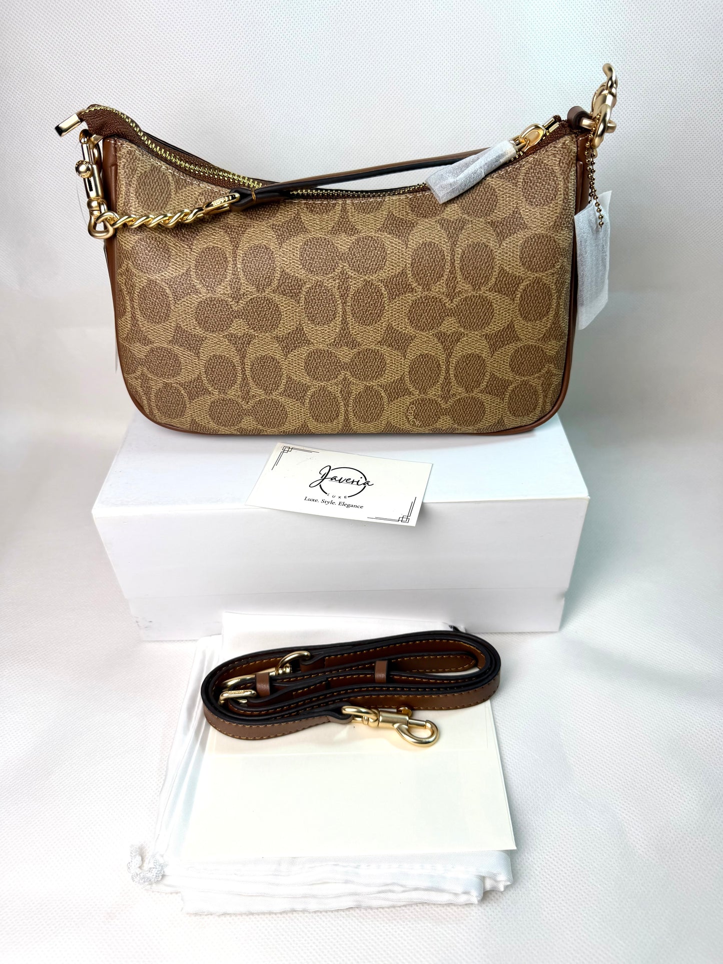 Coach Teri Shoulder bag (Signature Canvas)