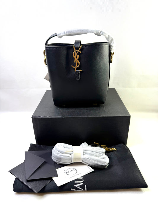 Le 37 YSL Bucket Bag in Genuine Leather - Black