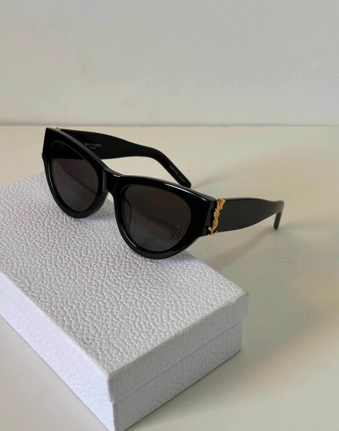 Ysl Sunglasses UV Protective (with box & case)