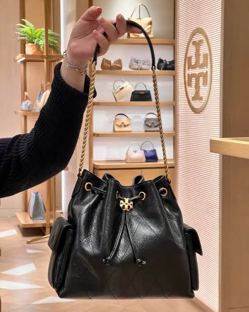 Tory Burch Charlie Quilted Drawstring Shoulder Bag - Black
