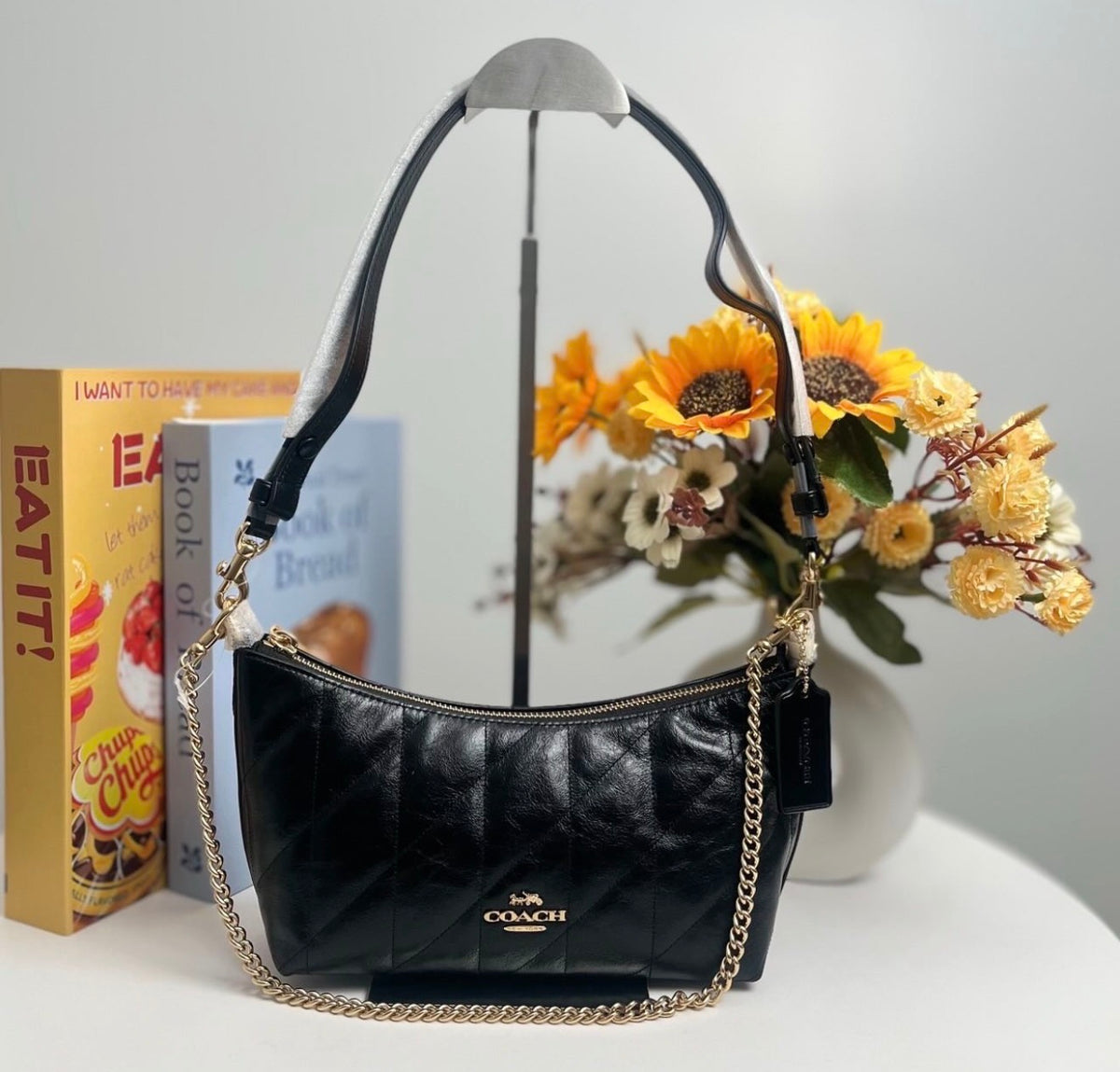 Coa*h Caitlin Shoulder Bag with Quilting - Black