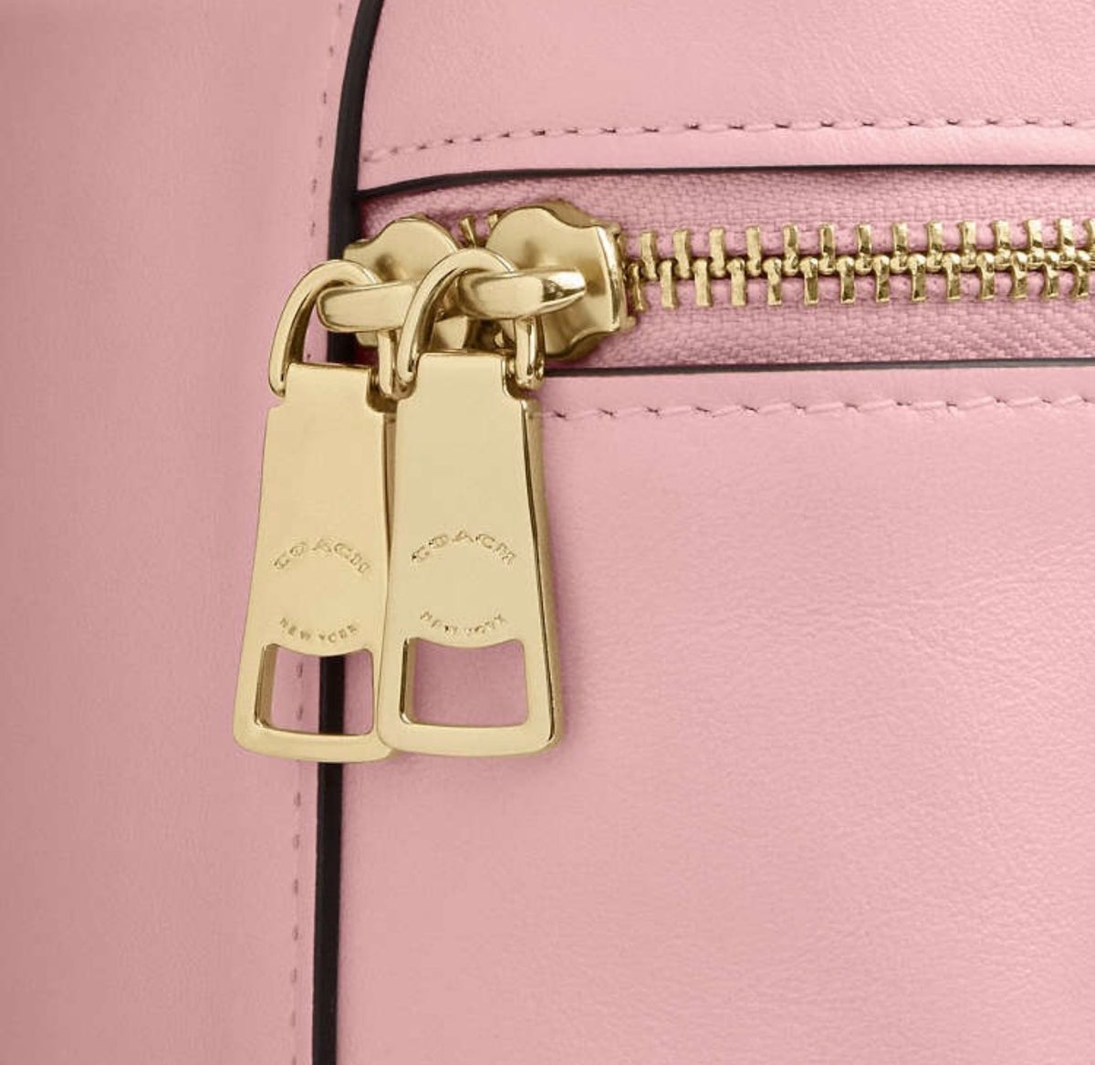 Coa*h Vanity Bag - Pink