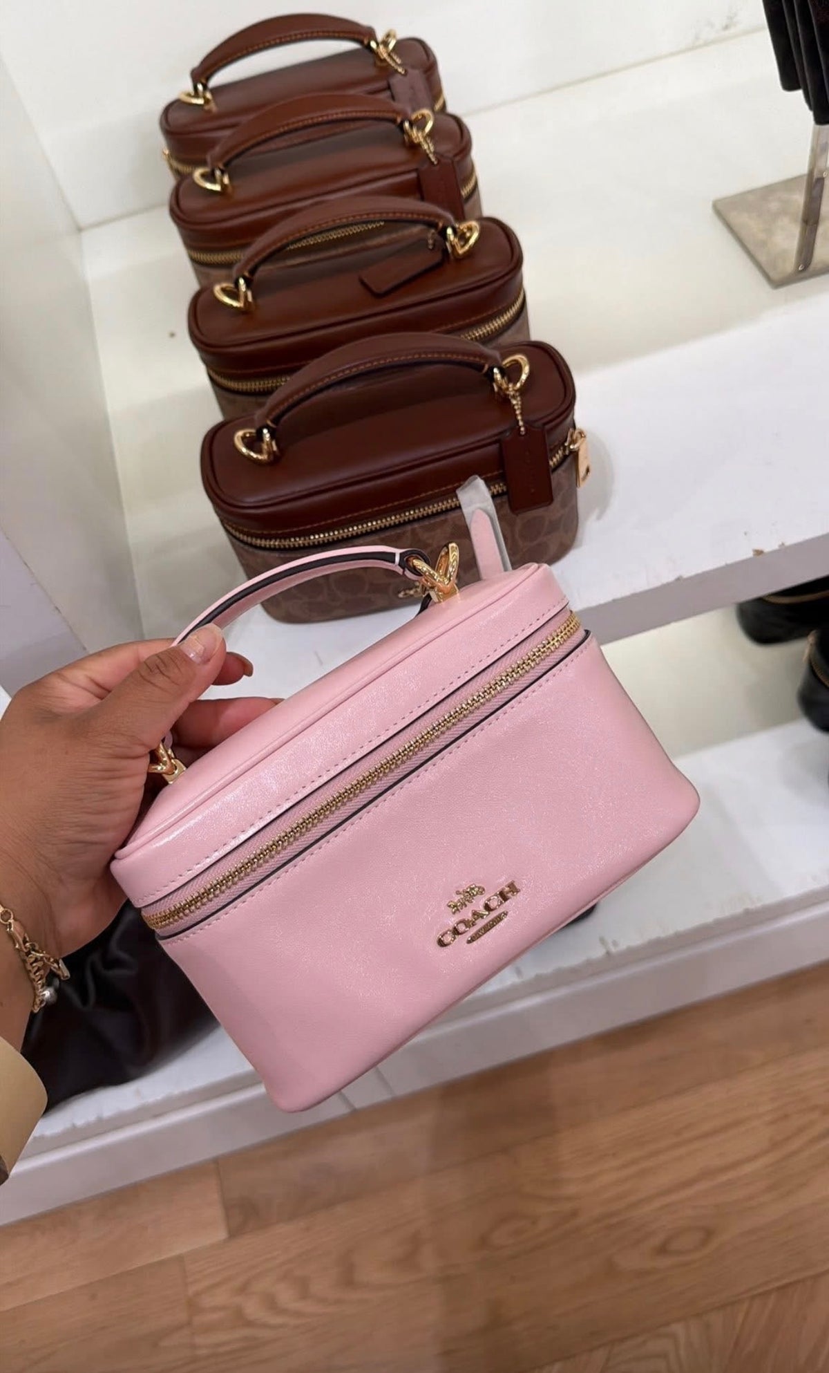 Coa*h Vanity Bag - Pink