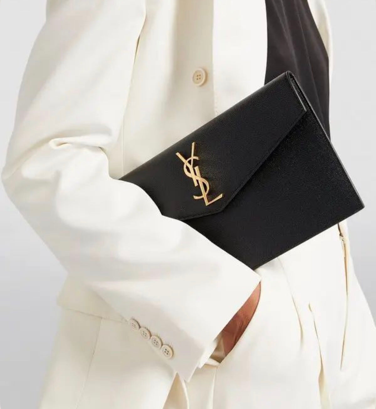 YSL Uptown Pouch in Genuine leather - Black