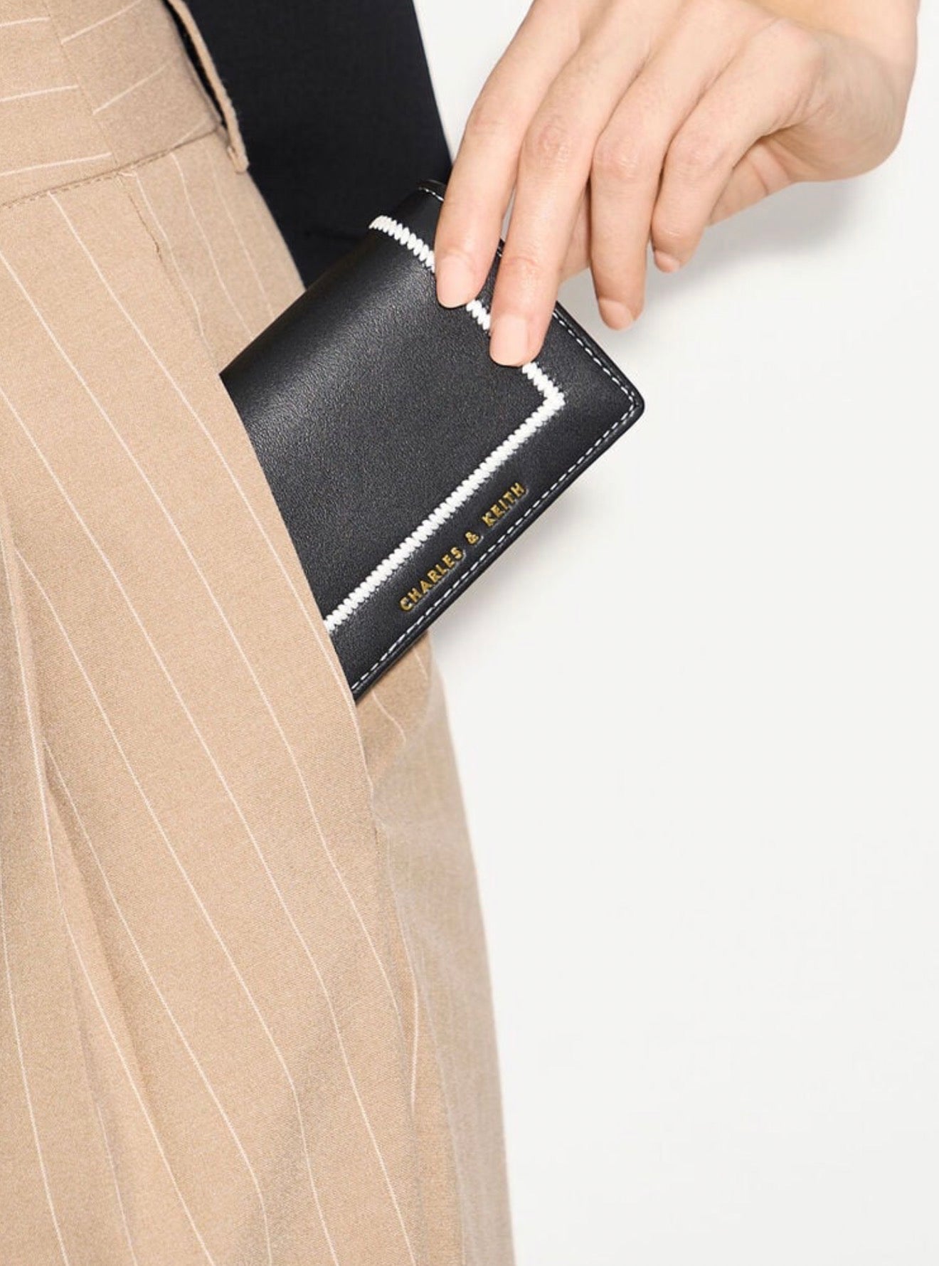 Charles & Keith Astra Contrast Trim Wallet - Black