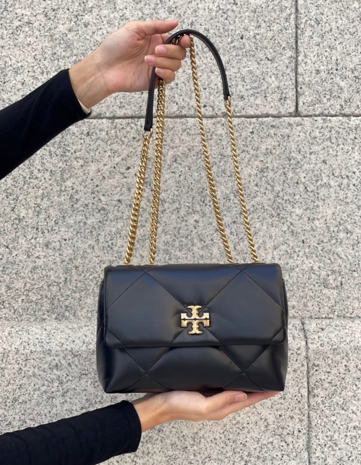 Tory Burch Small Kira Diamond Quilt Convertible Shoulder Bag - Black