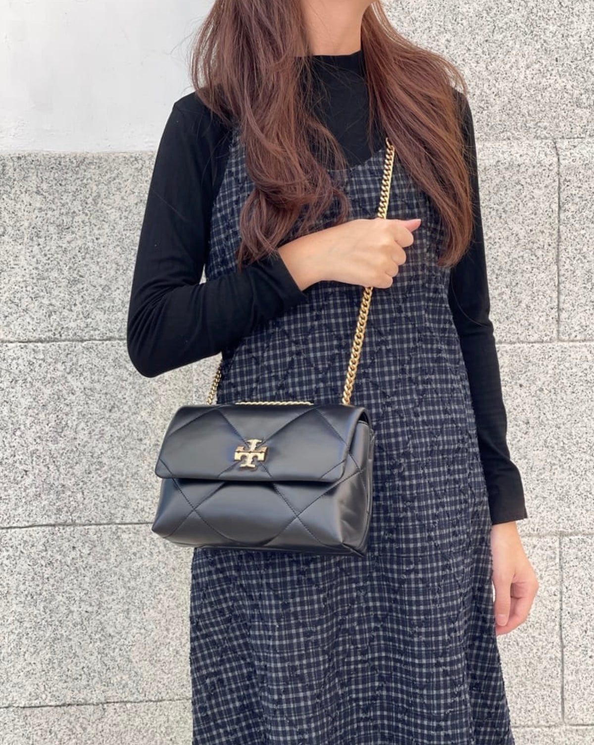 Tory Burch Small Kira Diamond Quilt Convertible Shoulder Bag - Black