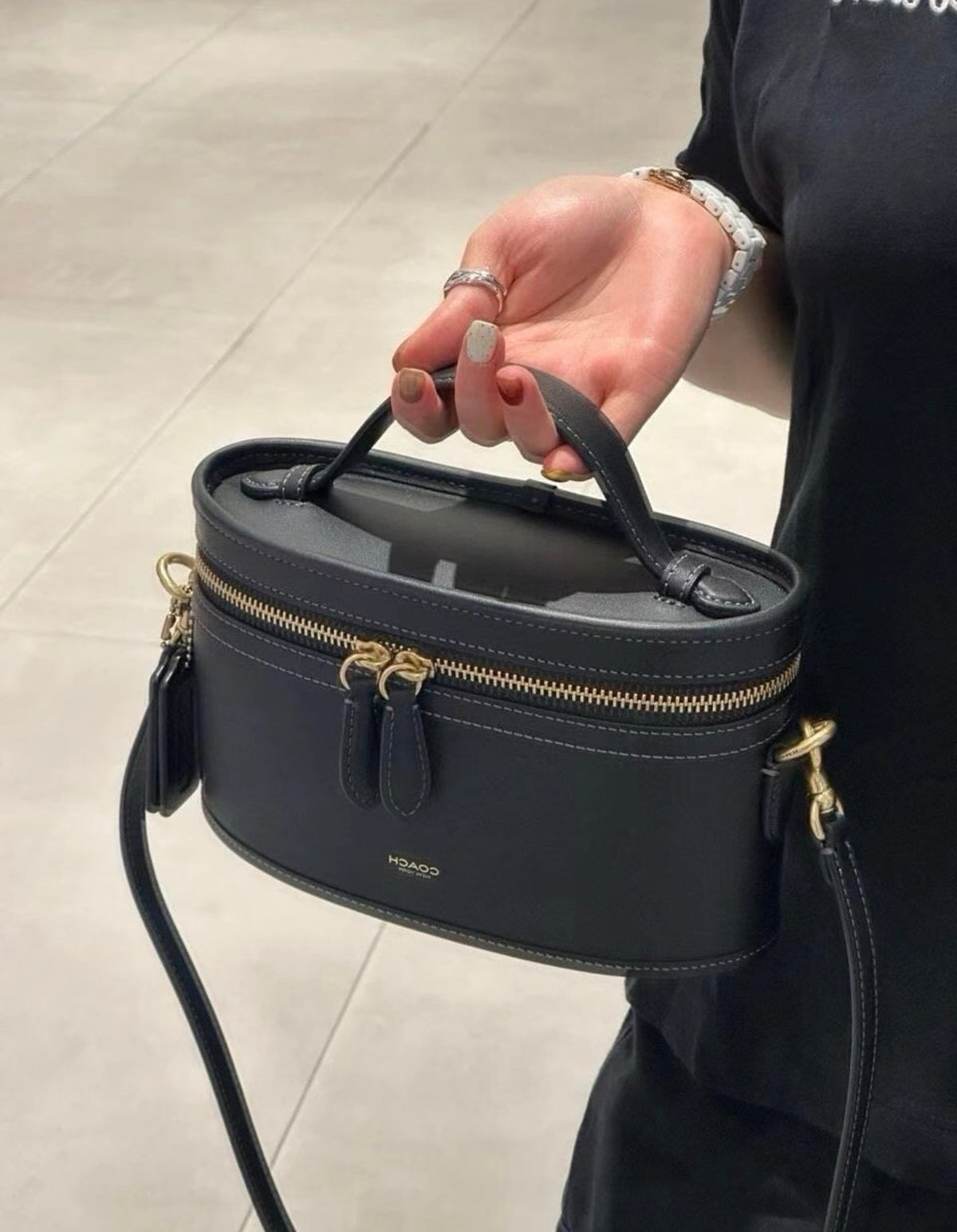 Coach Trail Bag -Black