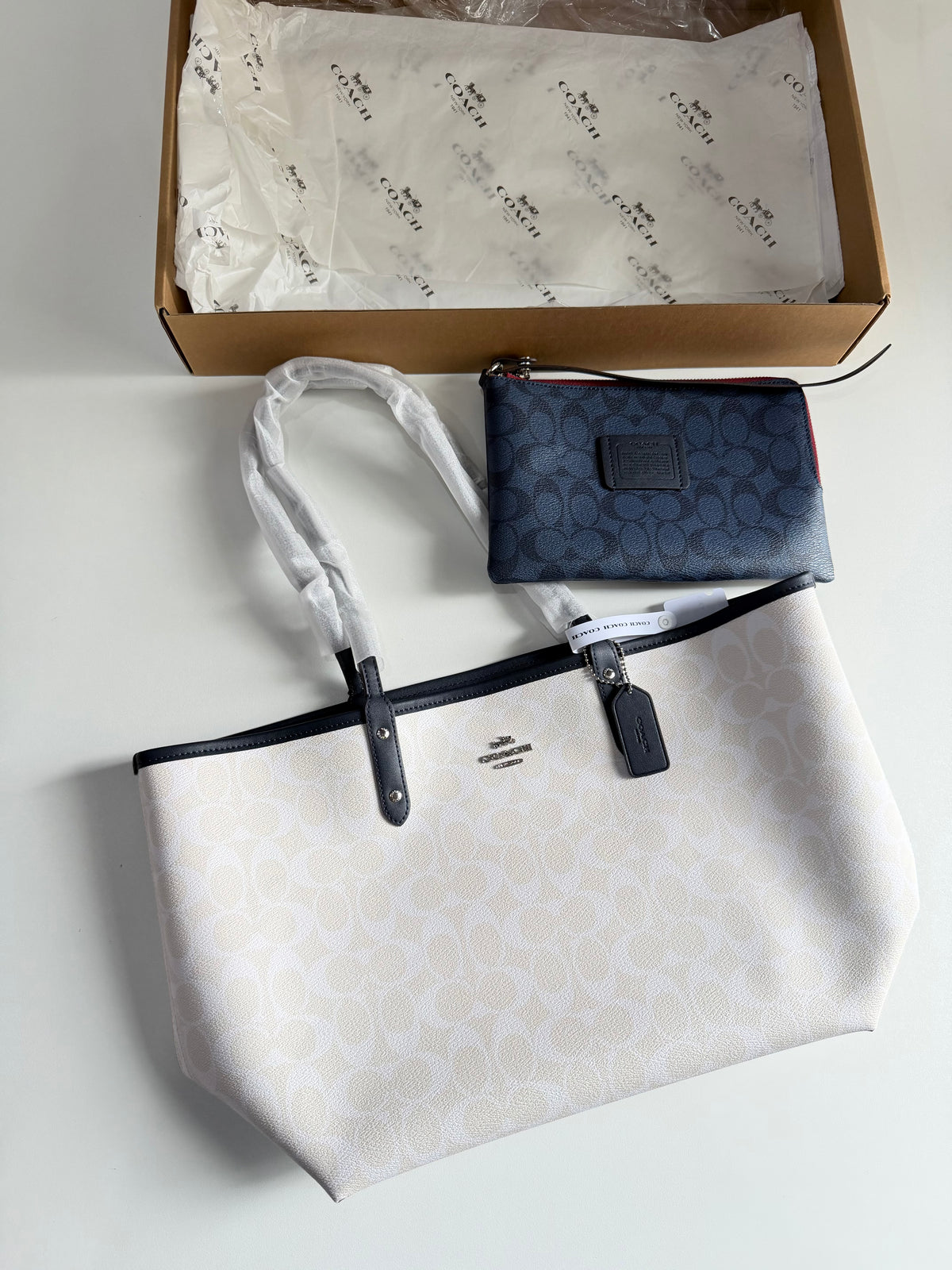 Coach City Tote Signature Canvas Bag - White