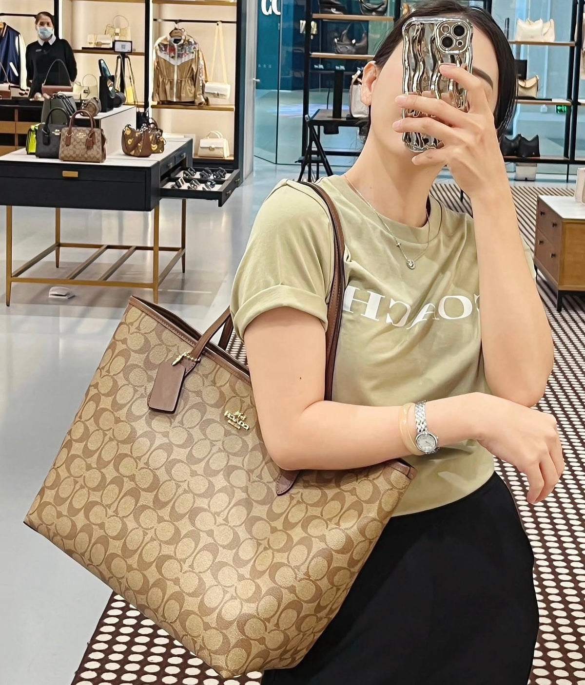 Coach City Tote Signature Canvas - Brown