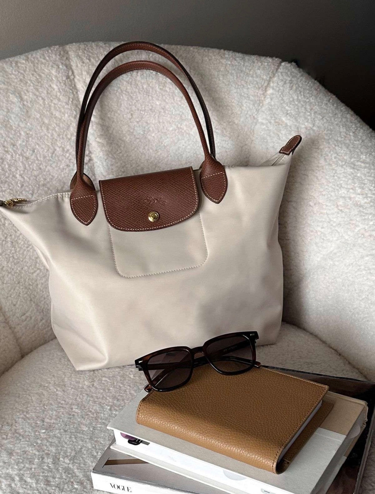 LC Medium Tote - Beige