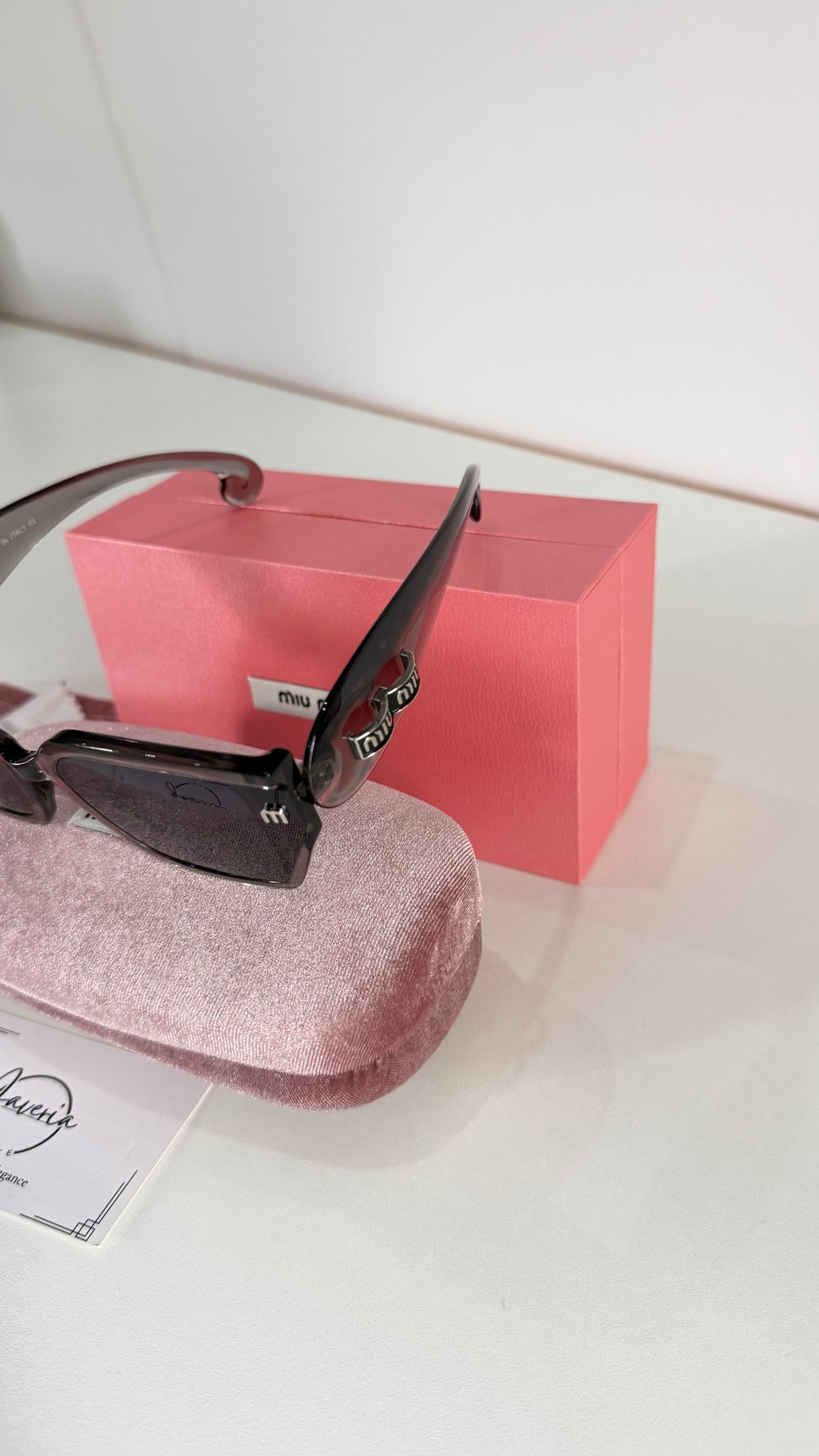 Miu Miu Sunglasses With Complete Packaging