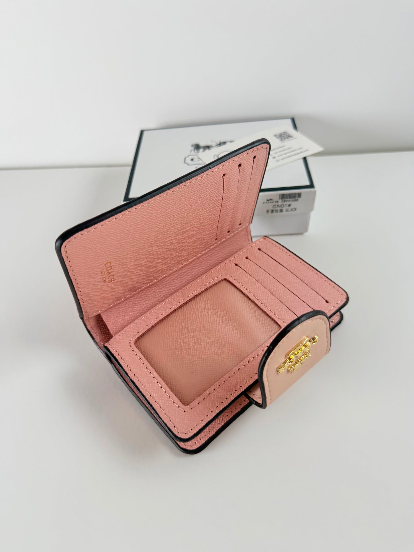 Coach Wallet - Pink