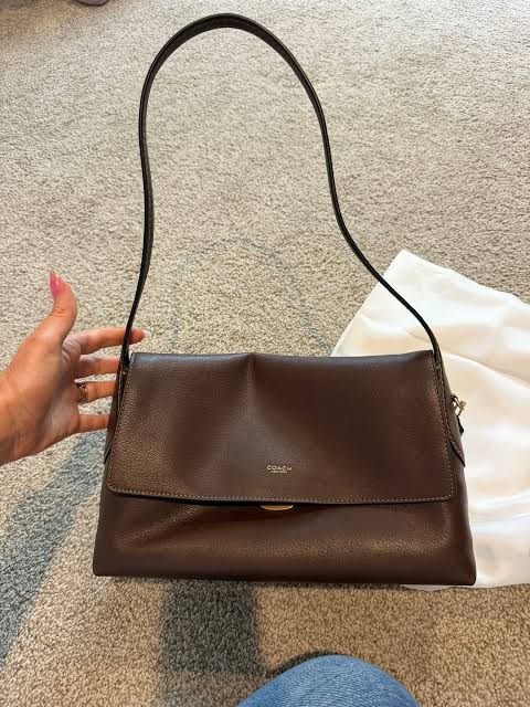Coa*h Chelsea 30 Shoulder Bag with Straps - Maple