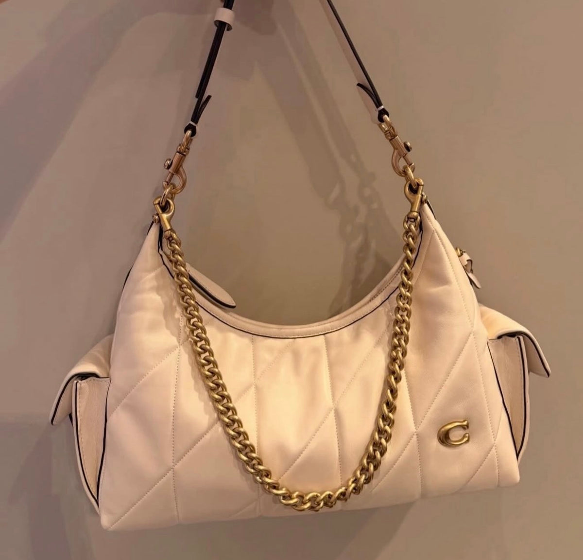 Coa*h Juliet 30 with Pockets Quilted Bag - White