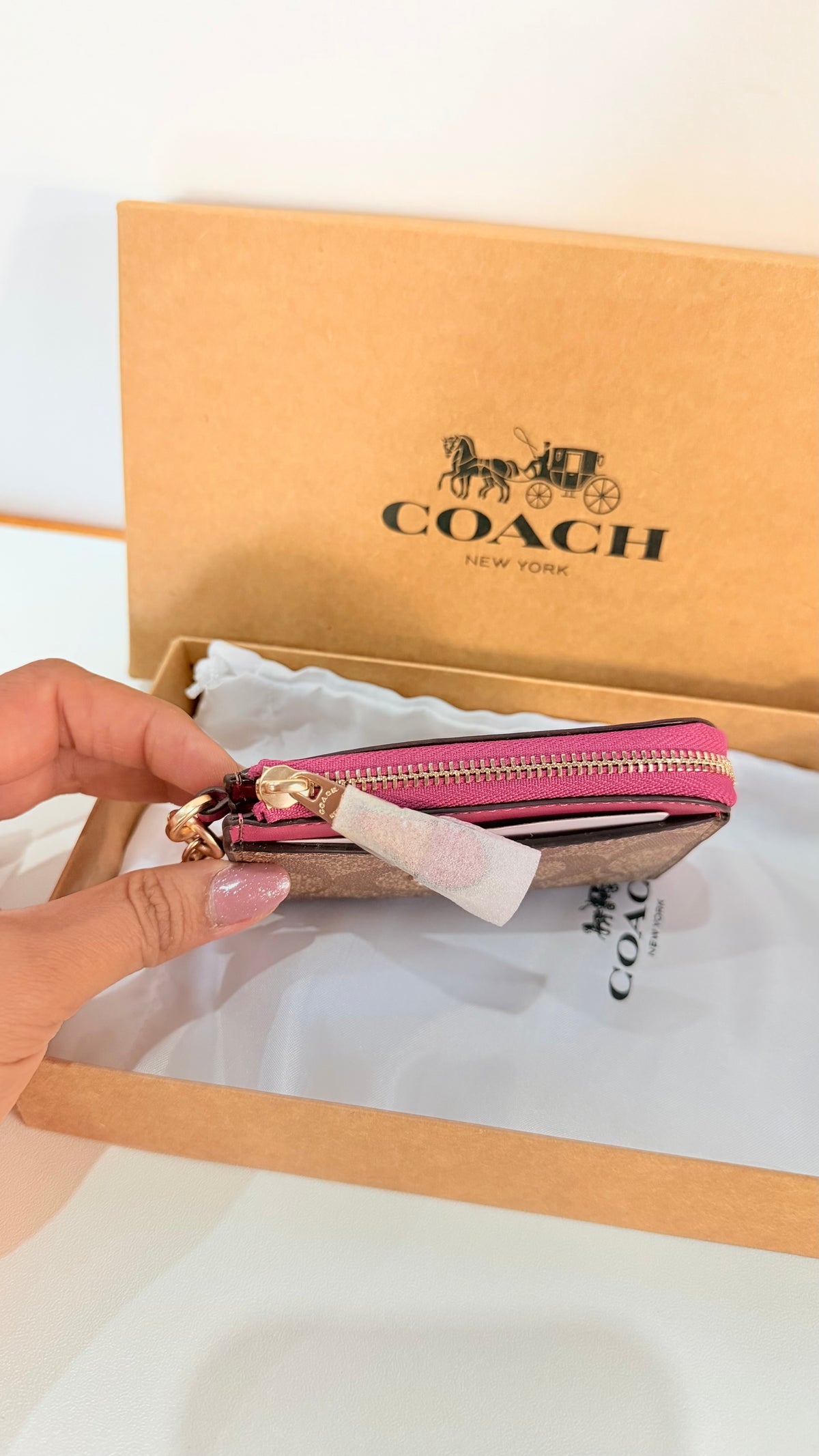 Coach Cardholder With Keychain - Light Brown