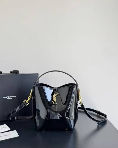 Le 37 Mini YSL Bucket Bag in Patent Leather - Black