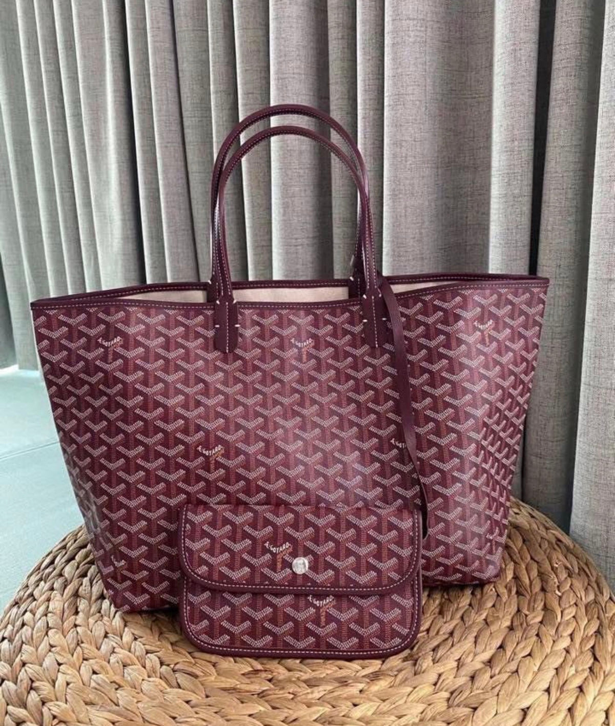 Goy*rd Medium Tote Bag - Deep Burgundy