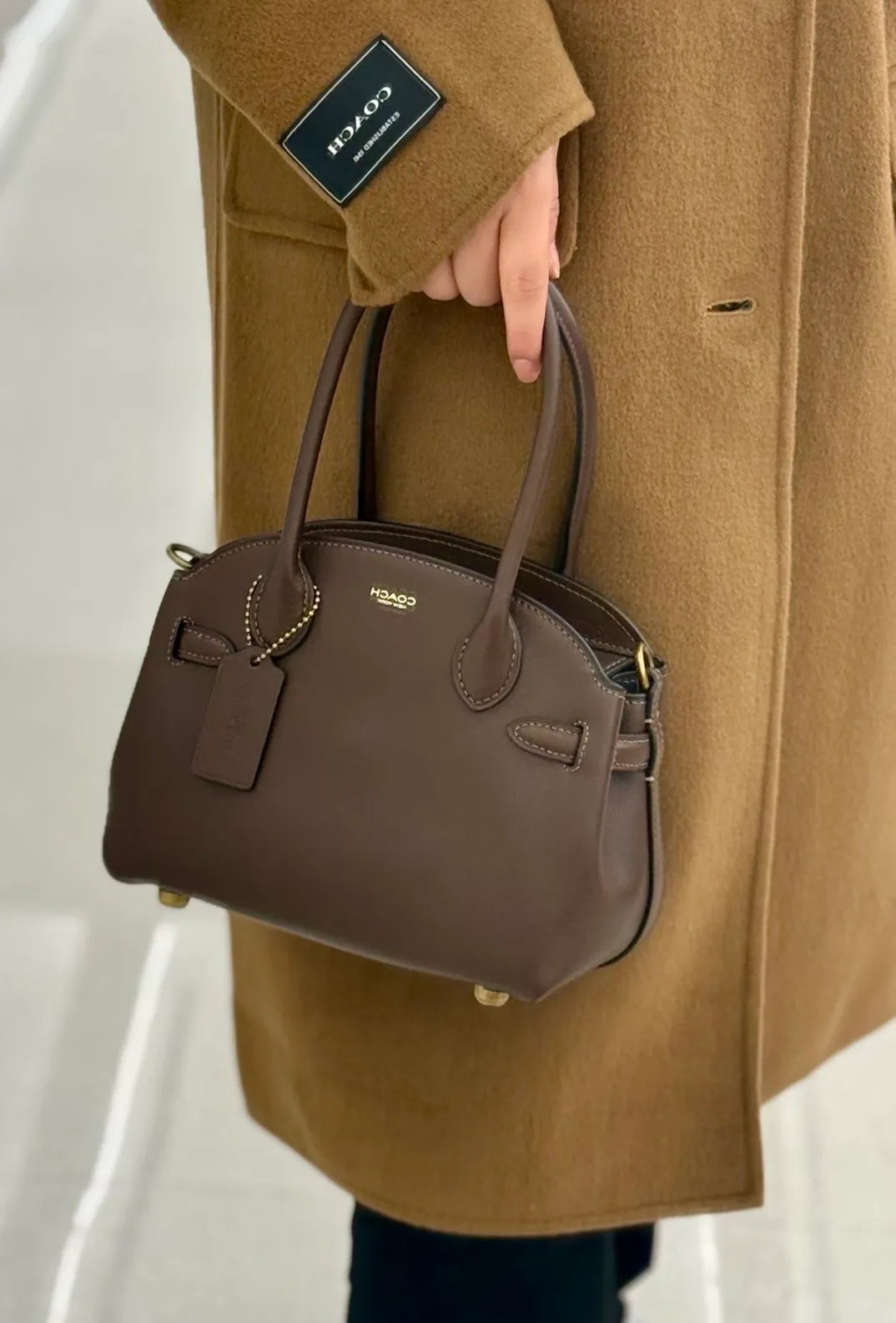 Coach Soft Empire Carryall 21 Bag - Maple