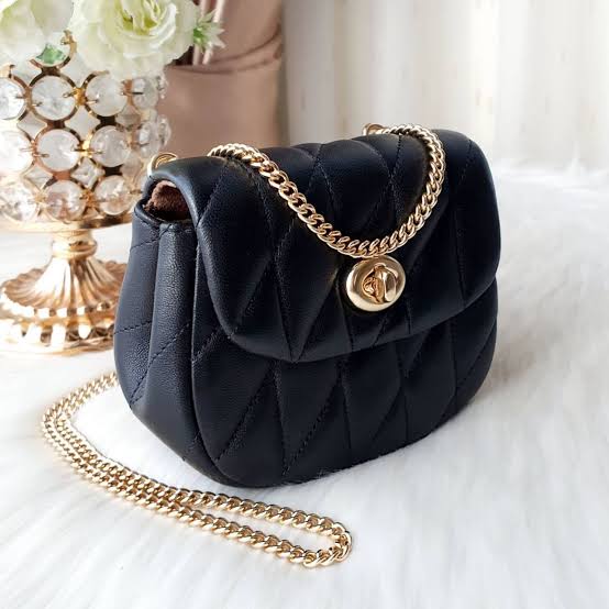 Coach Turnlock Card Case bag - Quilted Black
