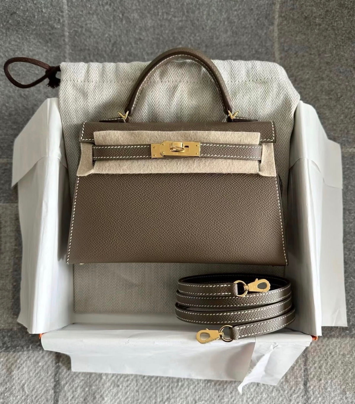 Hermes Mini Kelly Bag with complete packaging Genuine leather - Etoupe