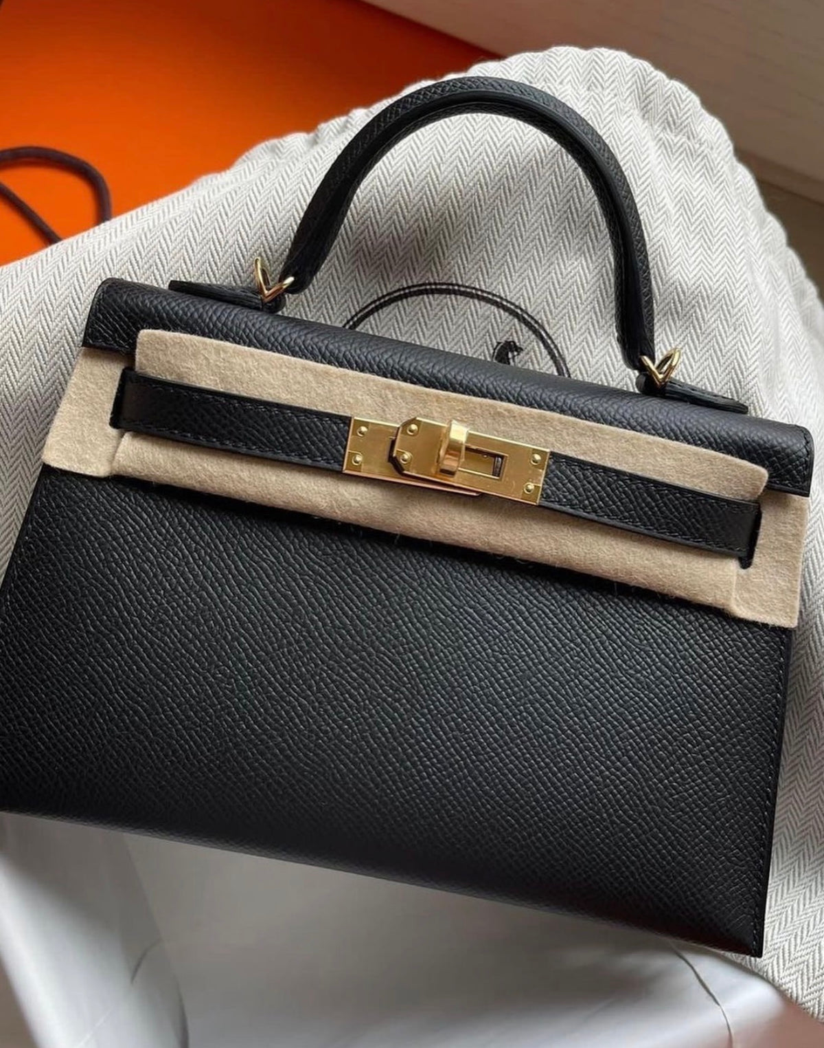 Hermes Mini Kelly Bag with complete packaging Genuine leather- Black