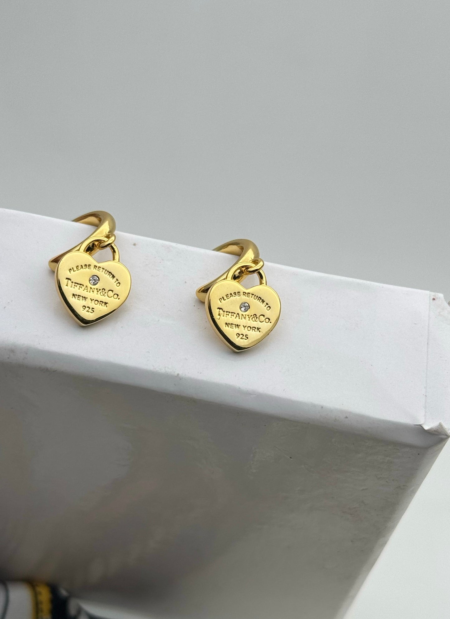 Tiffany & Co Return to Tiffany hoops